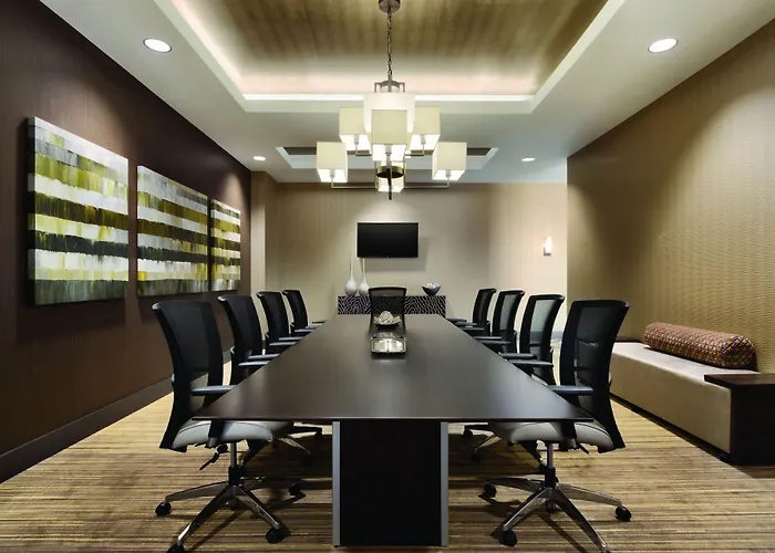 Homewood Suites By Hilton Calgary Downtown