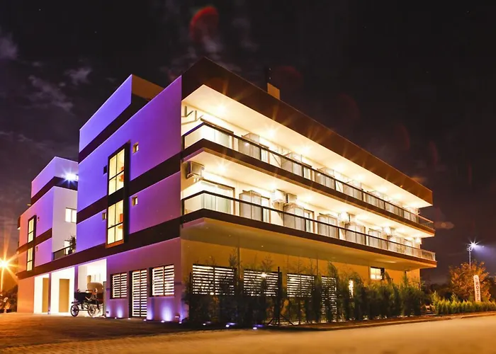 Fayton Hotel