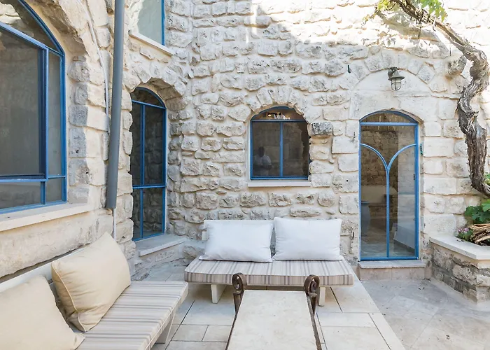 The Way Inn - Boutique Suites