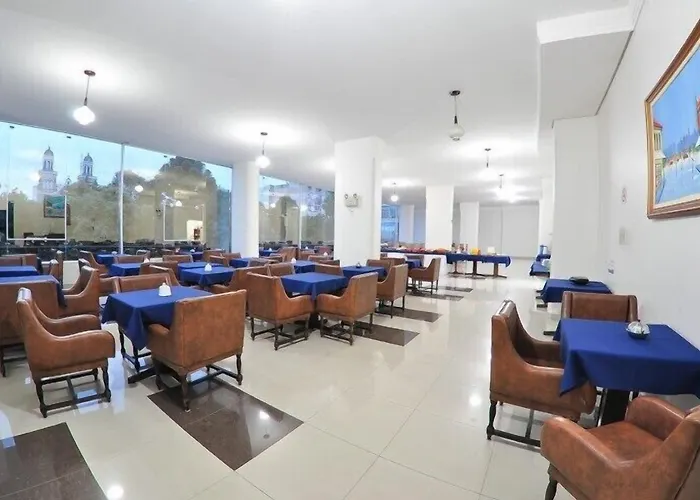 Turis Hotel
