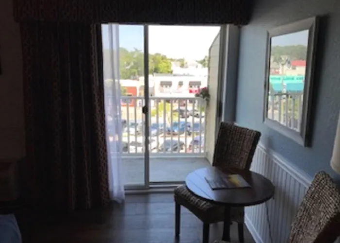 Avenue Inn & Spa