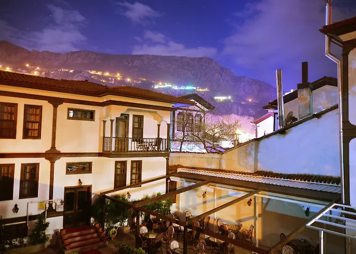 Uluhan Hotel