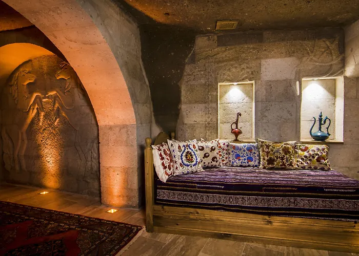 Caldera Cave Hotel
