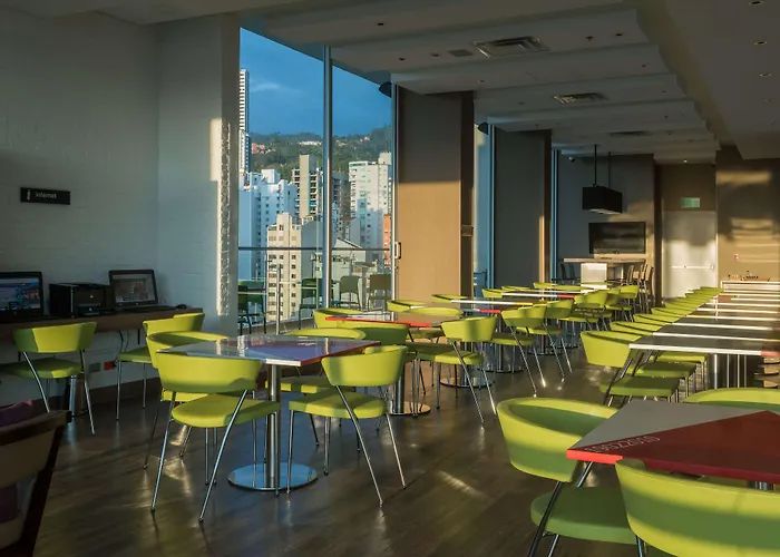 Hampton By Hilton Bucaramanga