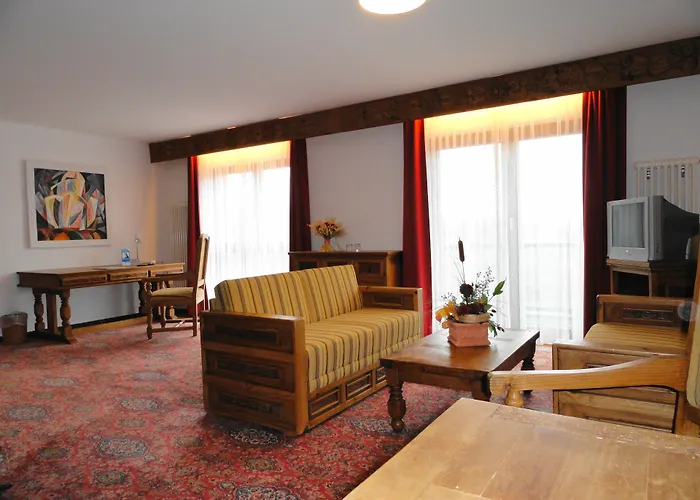 Solitaire Hotel