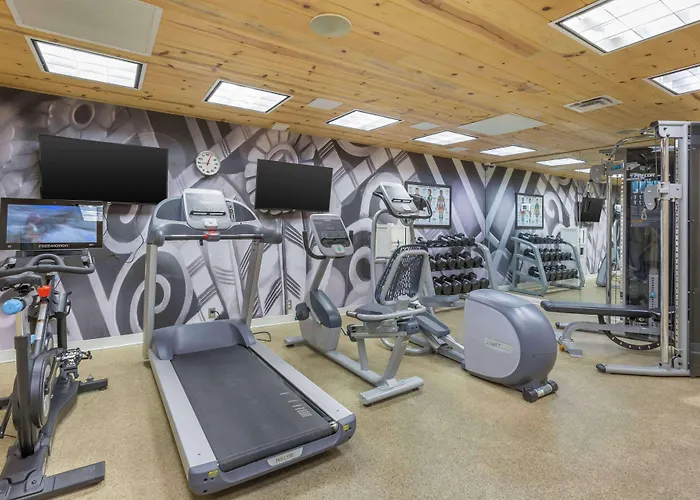 Best Western Plus Chandler Hotel&Suites