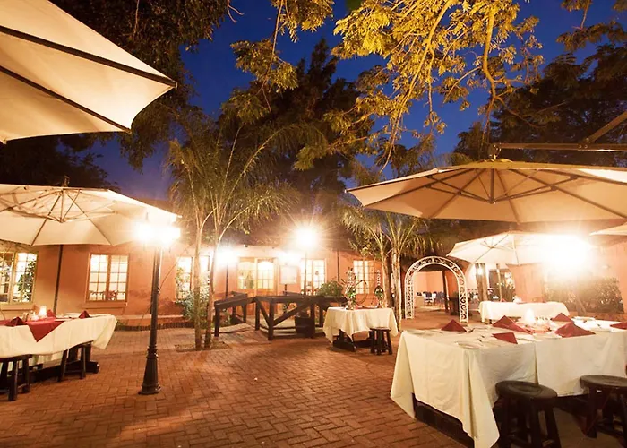 Oasis Hotel