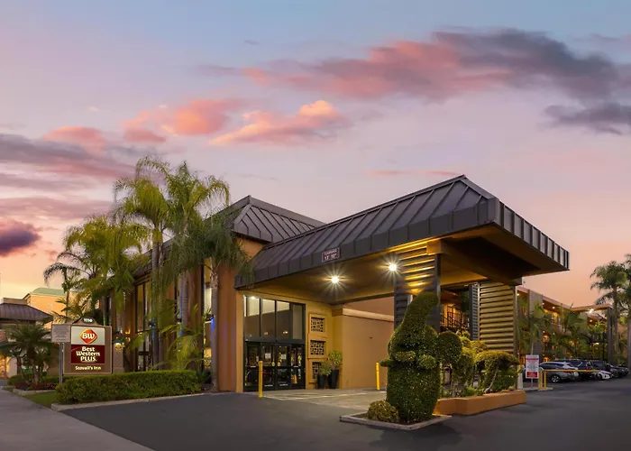 Best Western Plus Stovall's Inn