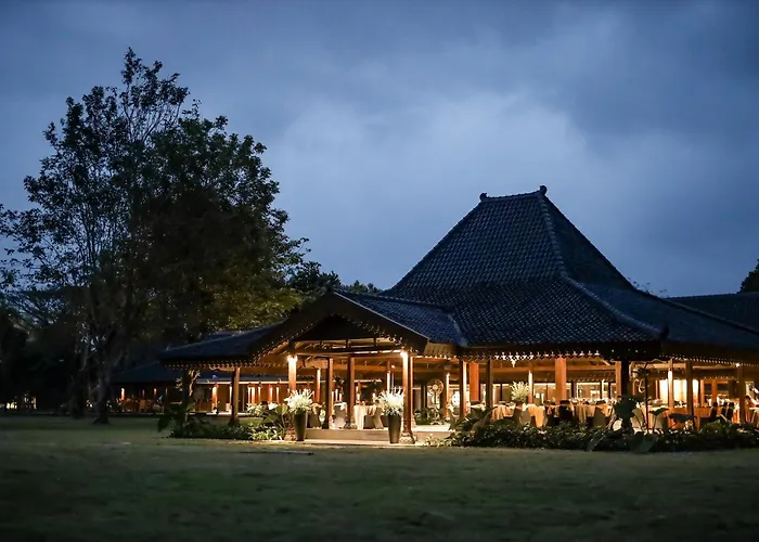 Manohara Borobudur Cultural Center