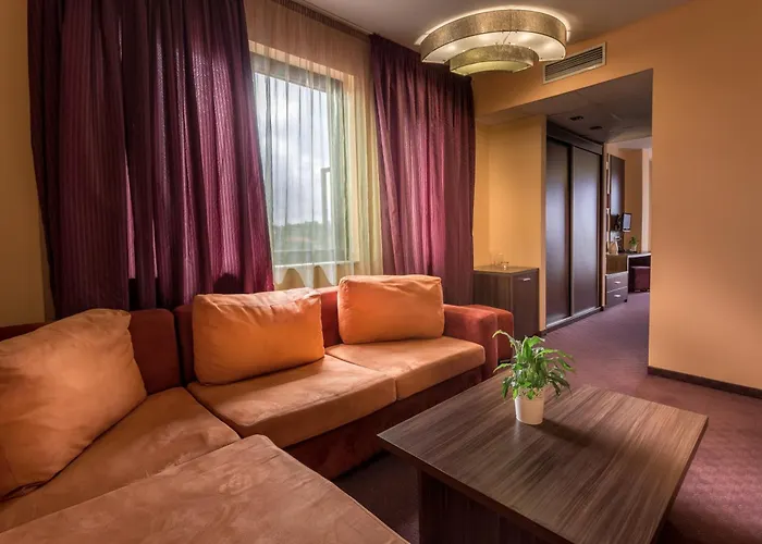 Family Hotel - Restaurant Ring