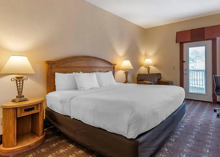 Kathryn Riverfront Inn, An Ascend Collection Hotel