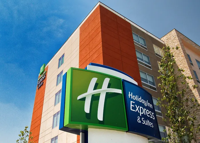 Holiday Inn Express & Suites Moore By Ihg