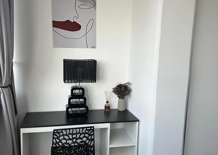 Elegante, sofisticado, acogedor, moderno, turismo