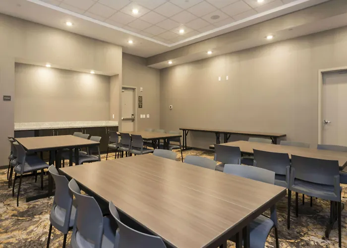 Hampton Inn And Suites Minneapolis University Area, Mn