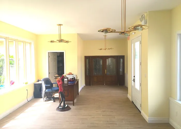 Grey Rose Suites