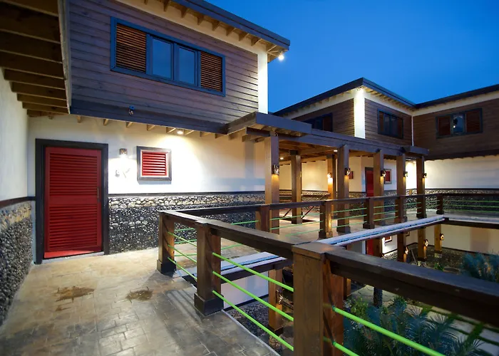 The Sea Cliff Hotel Resort & Spa