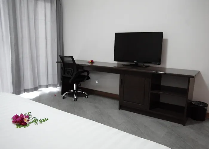 Luganvilla Business Hotel And Restaurant