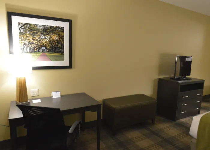 Best Western Plus New Orleans Airport Hotel