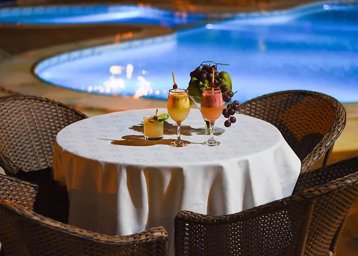 Genus Beach Hotel