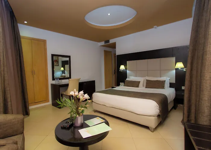 Malak Hotel