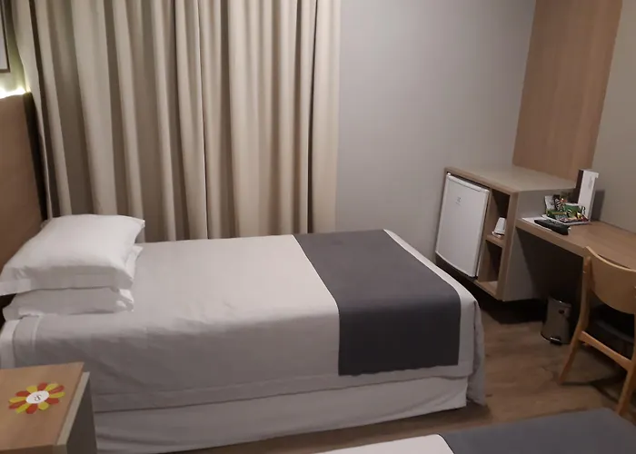 Jr Hotel