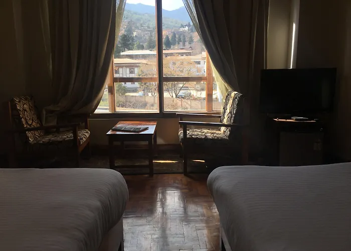 Khamsum Inn