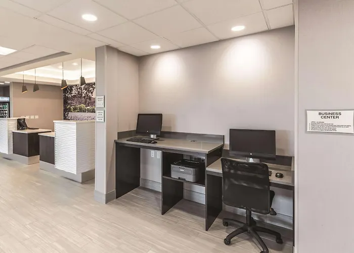 La Quinta Inn & Suites By Wyndham Walla Walla