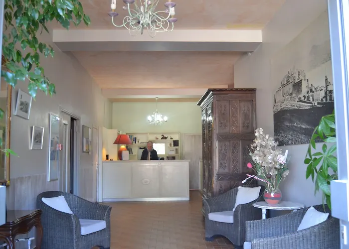 Hotel Cyrnea