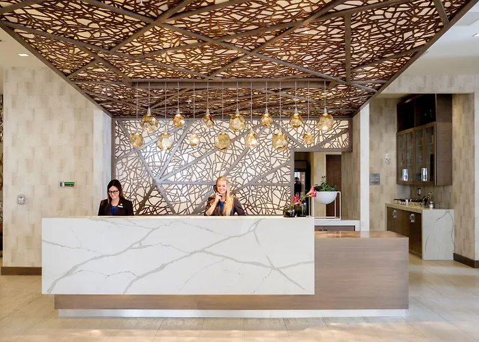 Ac Hotel By Marriott Cincinnati At The Banks