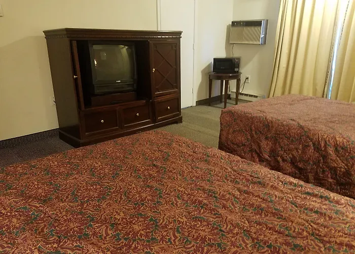 Maplehurst Motel