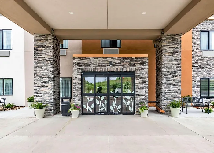 Sleep Inn & Suites West Des Moines Near Jordan Creek