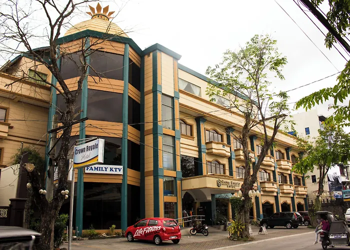 Crown Royale Hotel