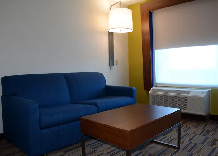 Holiday Inn Express & Suites - Pittsburgh - Monroeville By Ihg