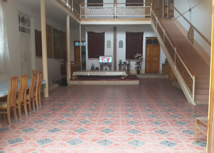 Islambek Hotel & Travel