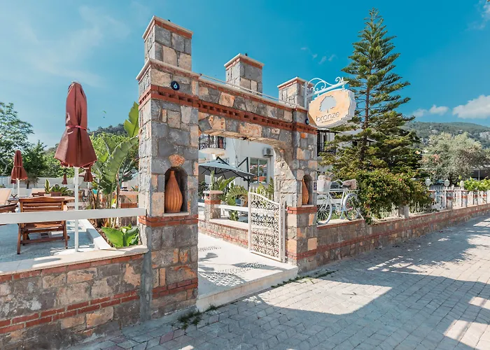 Bronze Hotel