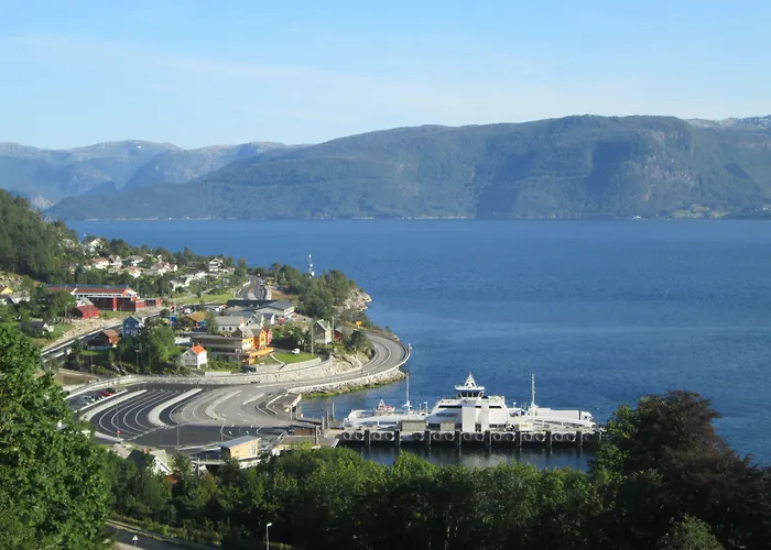 Lavik Fjord Hotel & Apartments