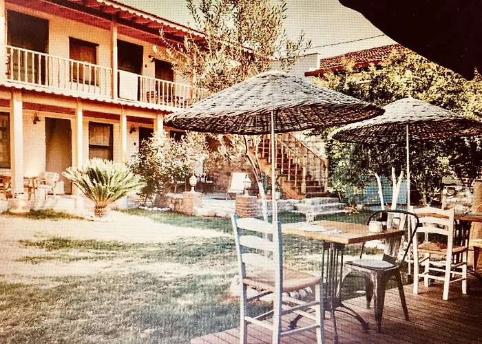 Attalos Suites Hotel