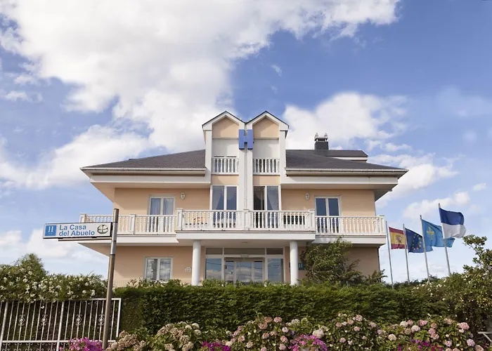 Hotel La Casa Del Abuelo