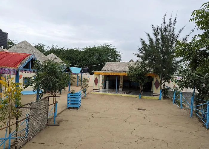 White Land Villagestay