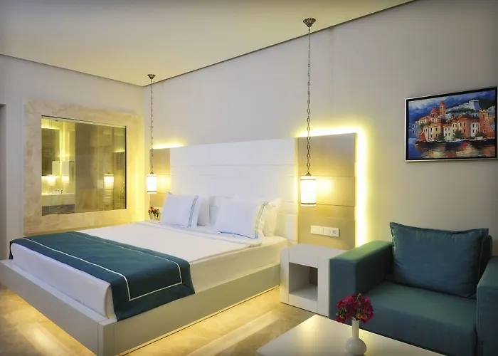 Lugga Boutique Hotel & Beach