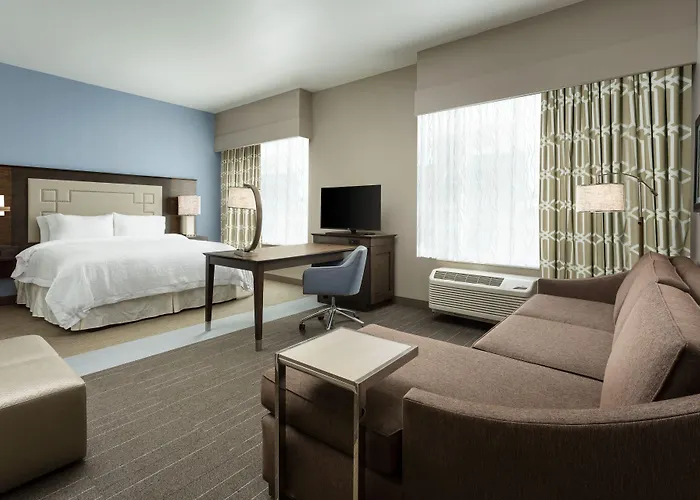 Hampton Inn & Suites Irvine/Orange County Airport