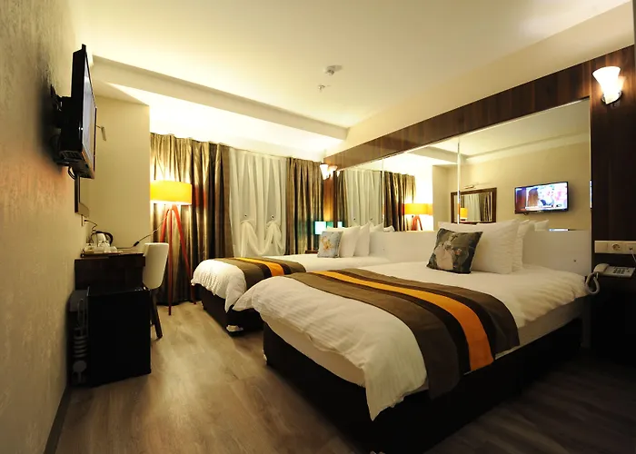 Yucel Hotel