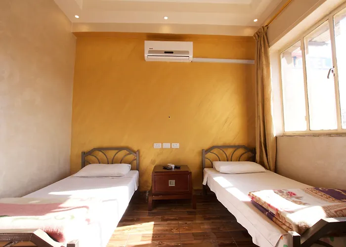 Sun Rise Hotel & Hostel & Tours
