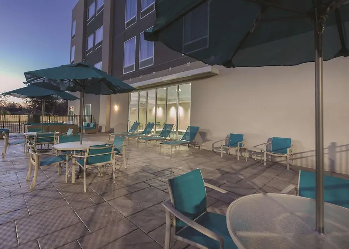 La Quinta By Wyndham Terre Haute