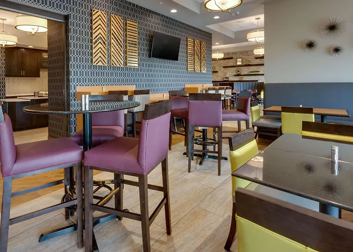 Drury Inn & Suites Pittsburgh Airport Settlers Ridge
