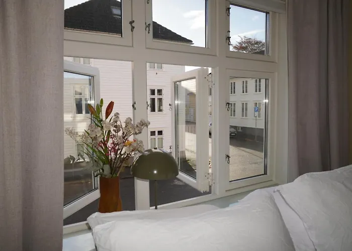 A Place To Stay Stavanger - Free Parking - Apartment 5
