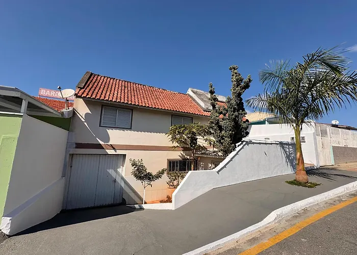 Residência Avila 1 - Ipê Branco