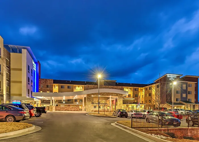 Fairfield Inn & Suites By Marriott St. Louis Westport