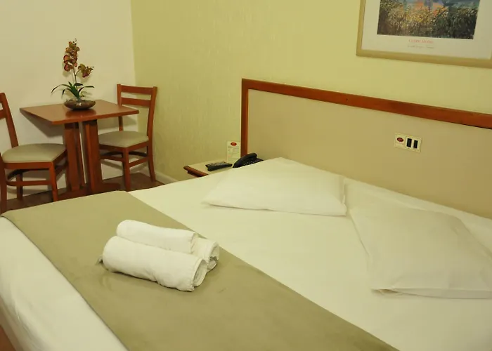Inter Plaza Hotel