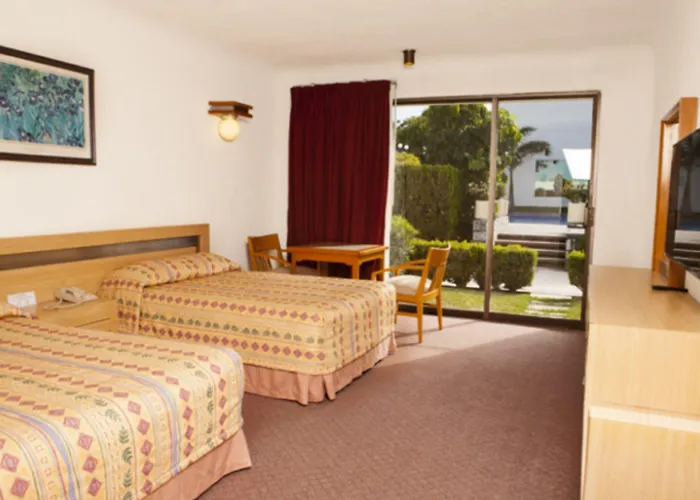 Hotel Paradise Inn